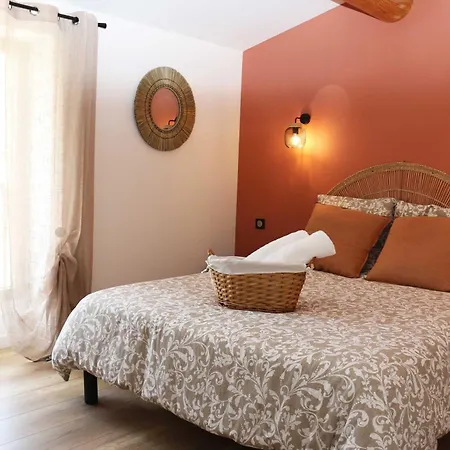 Holiday home Mas Des Papillons En Provence *