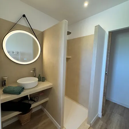 Holiday home Mas Des Papillons En Provence