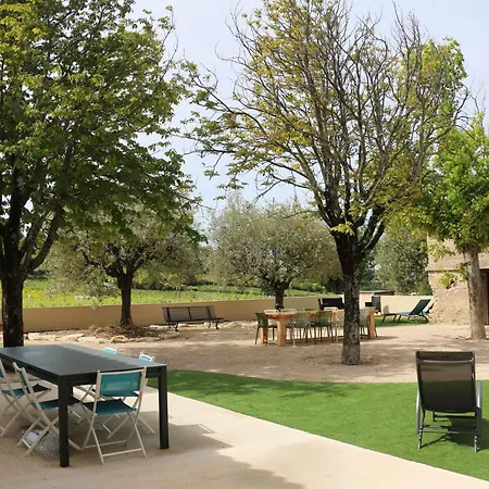 Holiday home Mas Des Papillons En Provence